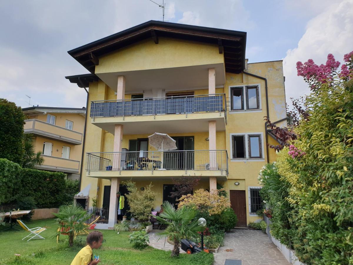 Desenzano Luxury Apartment Дезенцано-дель-Гарда Экстерьер фото