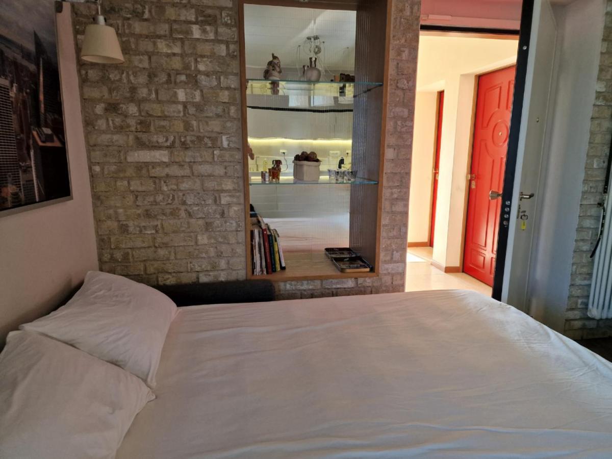 Desenzano Luxury Apartment Дезенцано-дель-Гарда Экстерьер фото